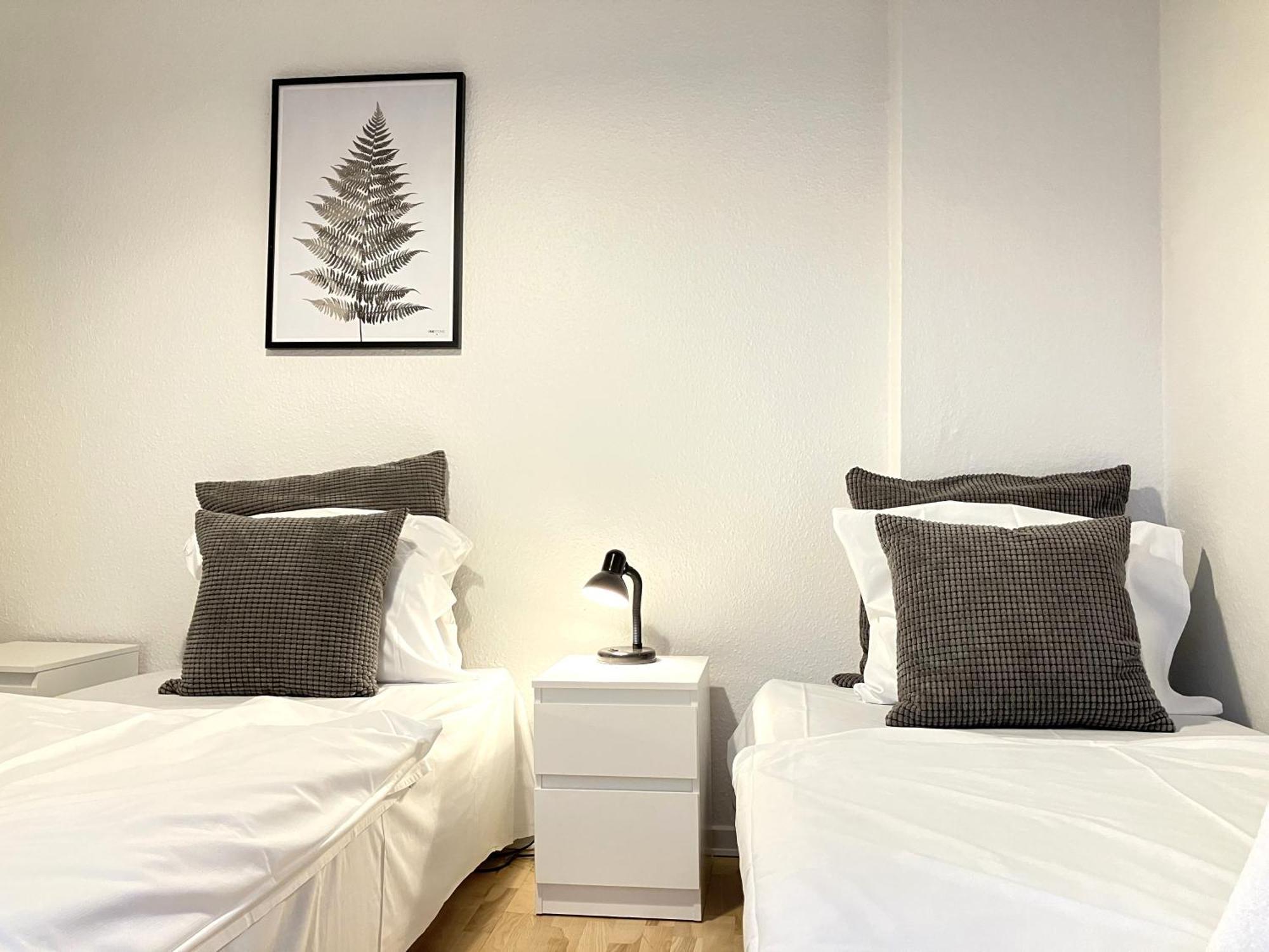 Two-bedroom In Center Lägenhet *