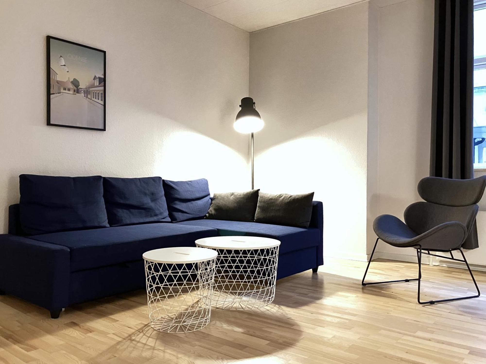 Two-bedroom In Center Lejlighed *